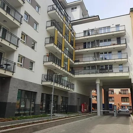 Park West - Free Parking Lägenhet *
