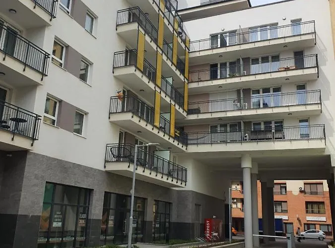 Park West - Free Parking Apartament *
