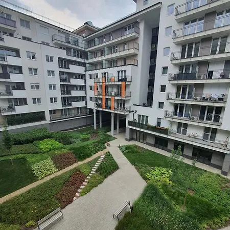 Park West - Free Parking بودابست